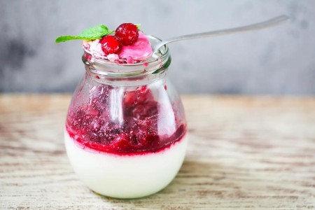 Recipe: Red Fruit Frozen Yogurt Topping