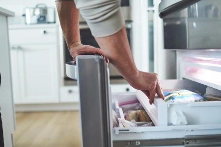 Spoiler Alert: Refrigerated Food Can Go Bad During a Power Outage