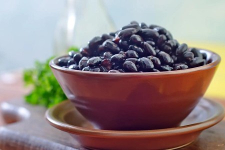 4 Impressive Benefits of Black Beans
