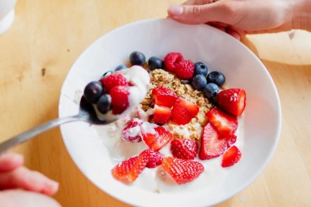 Is 1,200 Calories a Day Healthy? Advice and Sample Menus