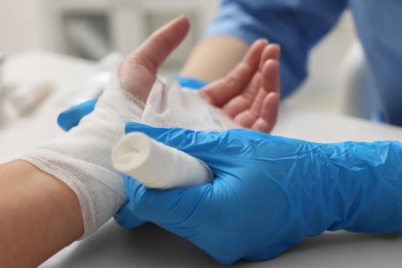 First Aid for First-, Second- and Third-Degree Burns