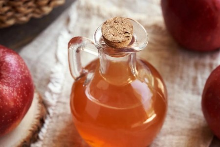 What Apple Cider Vinegar Can (and Can’t) Do for You