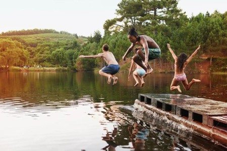 Encouraging Your Digital-Age Kids to Love the Outdoors