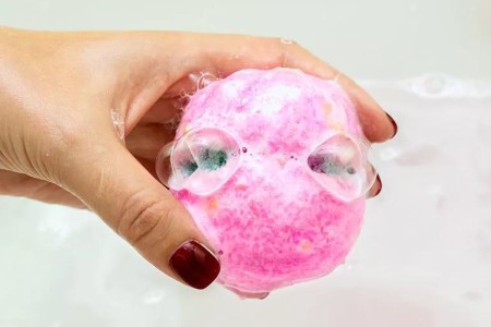 Is Marinating in the Tub With a Bath Bomb Safe for Your Skin?