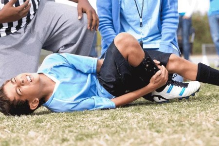 Childhood Injuries: Sprain vs. Fracture