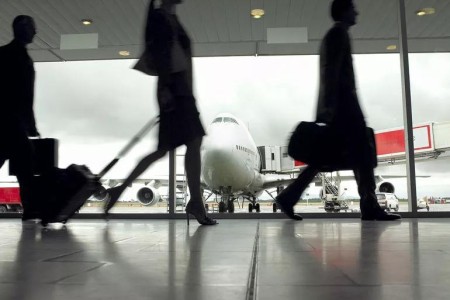 How to Stay Healthy While Flying