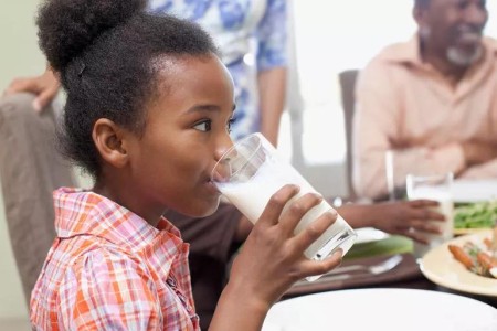 5 Can’t-Miss Signs That Your Child Is Lactose Intolerant