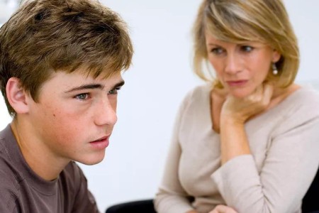 Should You Worry If Your Son Complains of Testicle Pain?