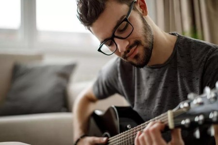 10 Ways to Keep Your Voice Healthy and Strong
