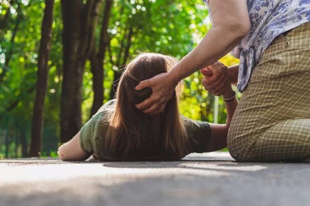 What Exactly Is a Fainting Spell and When Should You Worry?