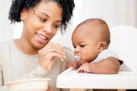 7 Tips for Keeping Your Child Safe in a High Chair