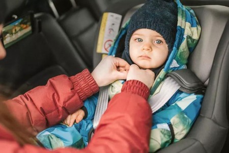 Why Kids’ Puffy Coats and Car Seats Are a Dangerous Combo