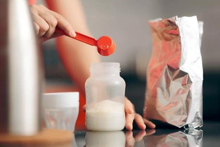 Feeding Your Infant: How to Prepare and Store Baby Formula
