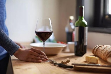 Wine and Your Waistline: Why You Aren’t Losing Weight
