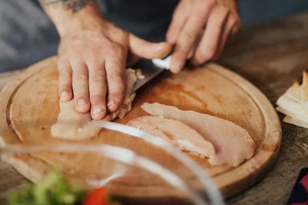 How To Stay Safe From Salmonella Poisoning