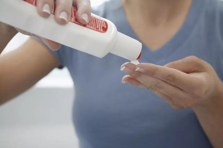 Benzene Found in Sunscreen: Here’s What You Need To Know