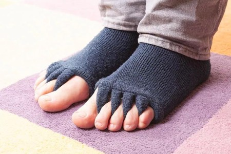 3 Reasons To Try Toe Separators or Spacers