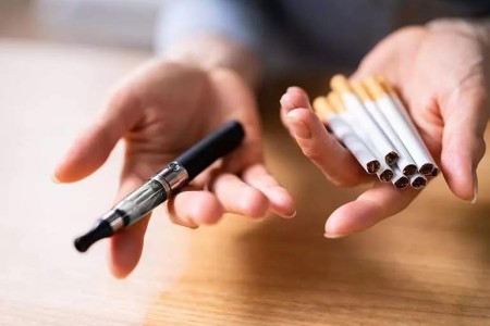 How Vaping or Smoking Impacts Your Physical Activity