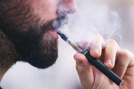 Cigarettes, Cigars and Vaping — What’s Worse?