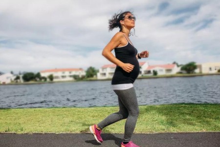 How To Exercise Safely if You’re Pregnant
