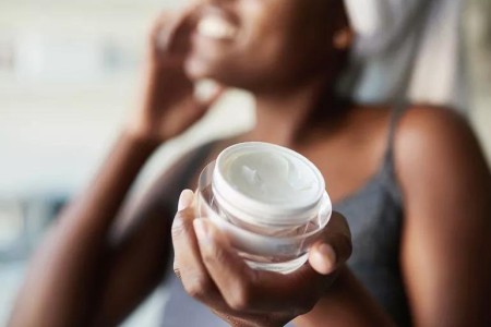 Are Natural Skin Care Products Actually Better for Your Skin?