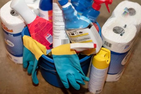 Get the Dirt: How Safe Are Cleaning Products?
