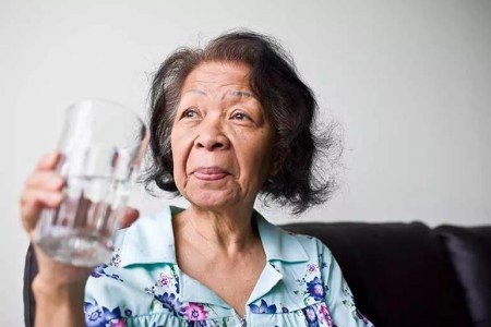 Drink Up: The Connection Between Age and Dehydration