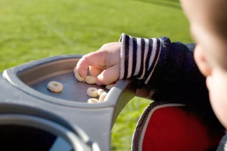 Finger to Thumb: What To Know About the Pincer Grasp