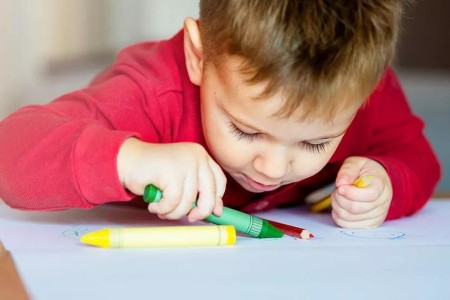 Are Crayons Toxic? What To Do if Your Kid Eats One