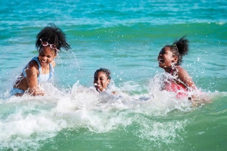Everything You Need To Know About Sea Lice and Seabather’s Eruption