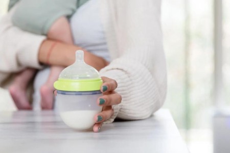 A How-To Guide on Hand-Expressing Breast Milk