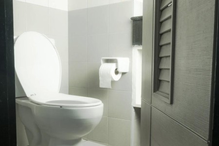 How Often Should You Pee During the Day?
