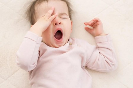 15 Signs That Your Baby Is Tired