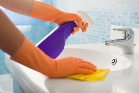 Tips for Cleaning Up and Disinfecting After Norovirus