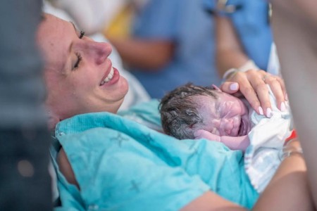 What To Know About Pooping During Labor and Delivery