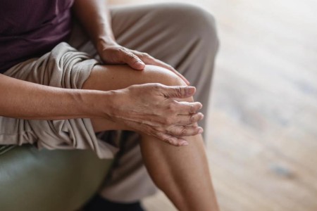 Ice vs. Heat: Which Is Better for Your Pain?