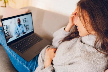 What Are the Possible Early Signs of Miscarriage?