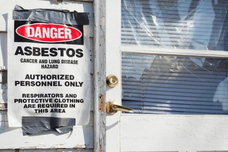 Asbestos in Old Homes: Health Risks, Exposure Prevention and Safe Handling