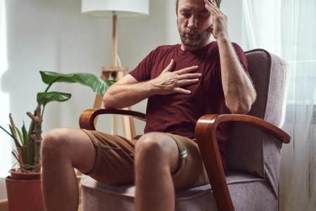 What To Do if Someone Is Having a Heart Attack