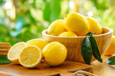 5 Ways Lemons Benefit Your Health